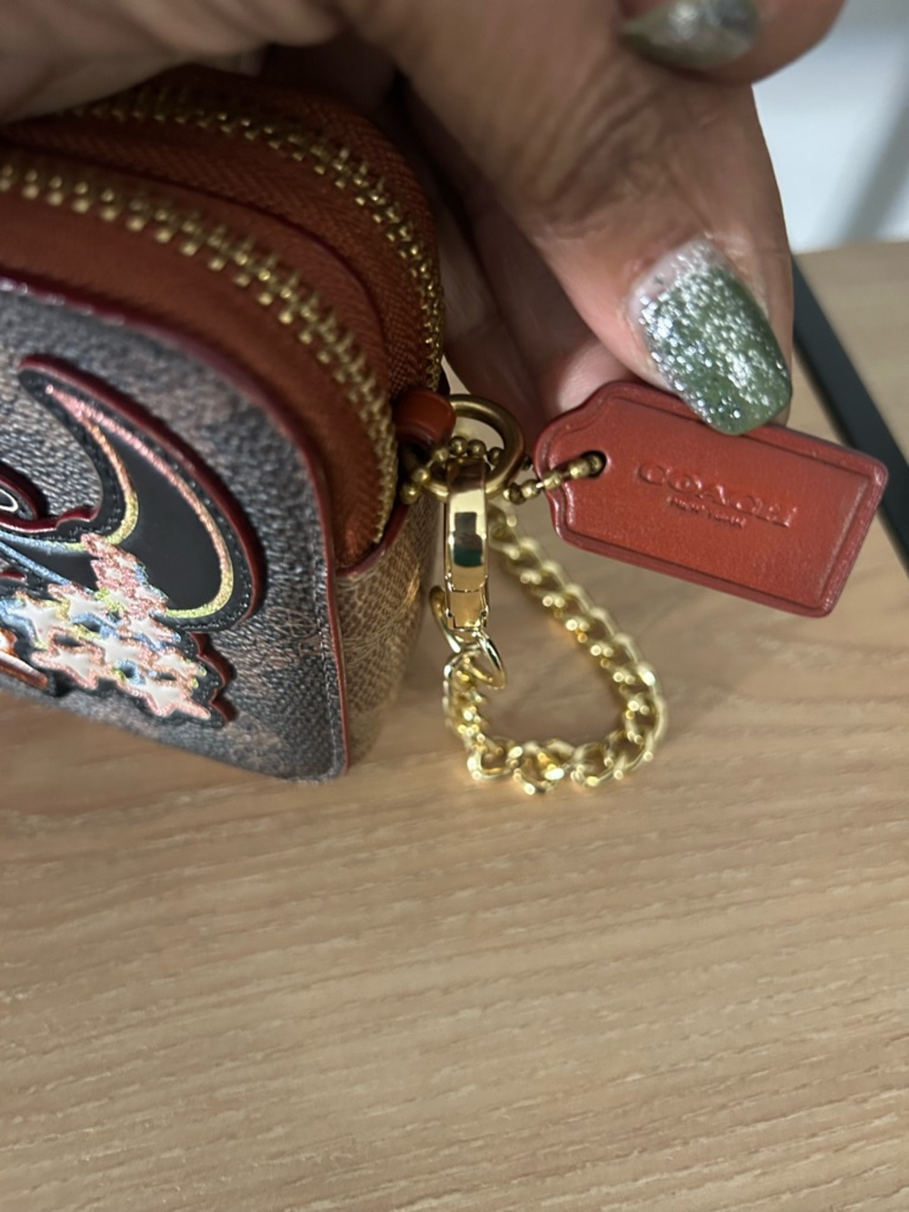 Coach Brown Logo Patch wristlet/ Crossbody with unbranded Gold Chain - Picture 7 of 10